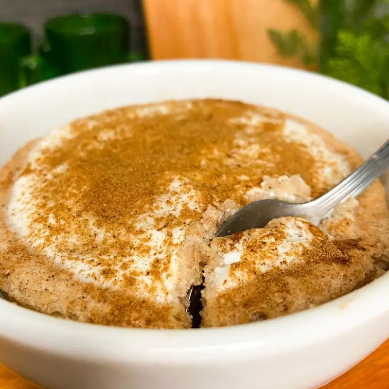 receita de como fazer bolo de maçã na caneca