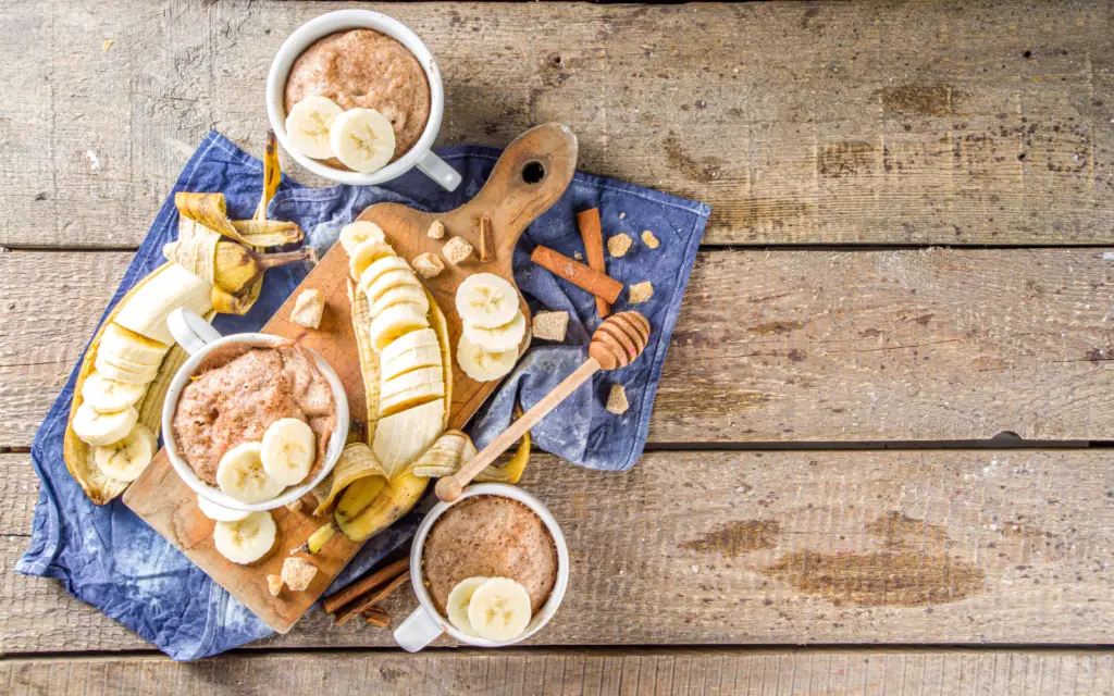 bolo-de-caneca-fit-com-banana